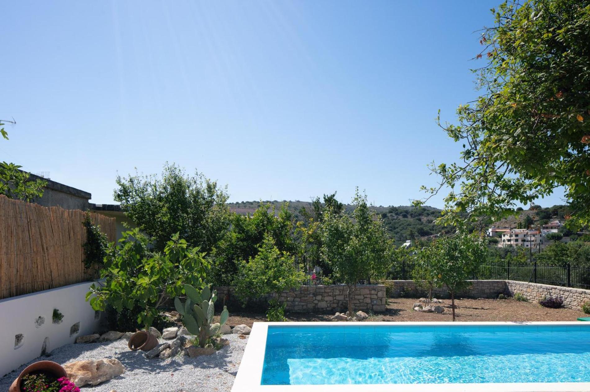 Silver Gem Villa With Private Pool Gerani Chanion Exteriör bild